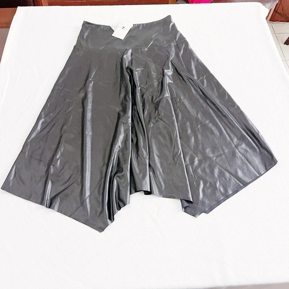 7 For All Mankind Black Faux Leather Full Skirt SZ S  NWT
